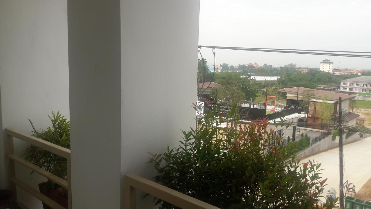 Savika Guesthouse Ranong Exterior foto