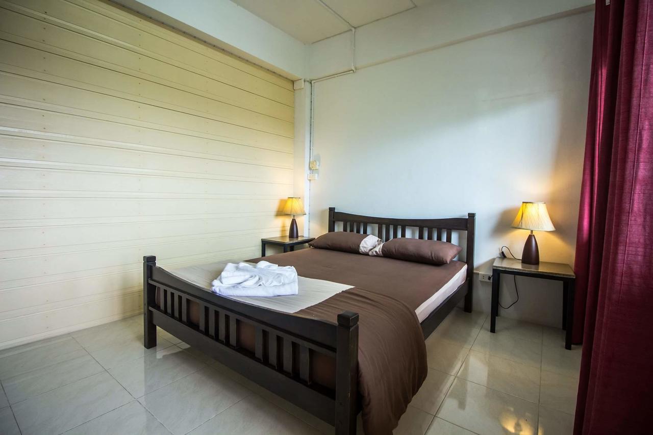 Savika Guesthouse Ranong Exterior foto
