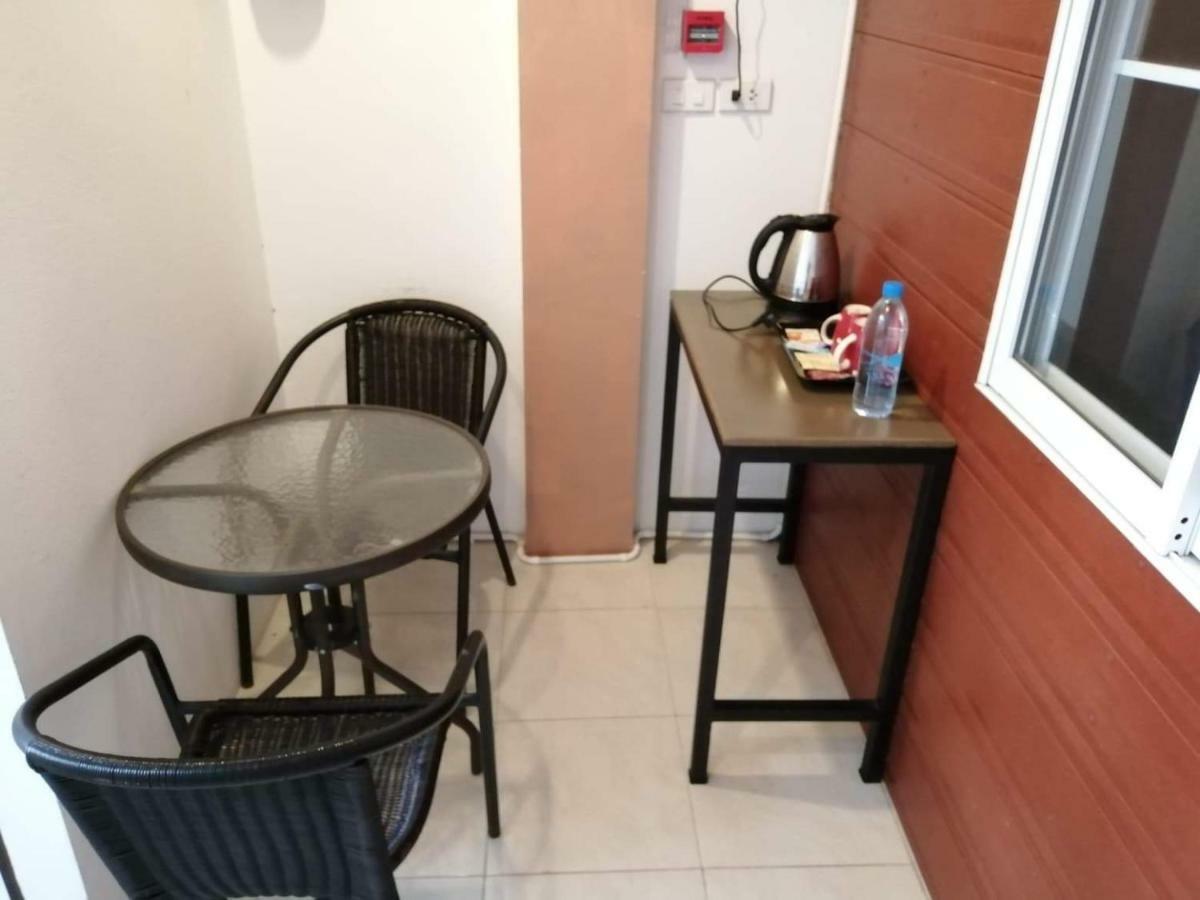Savika Guesthouse Ranong Exterior foto