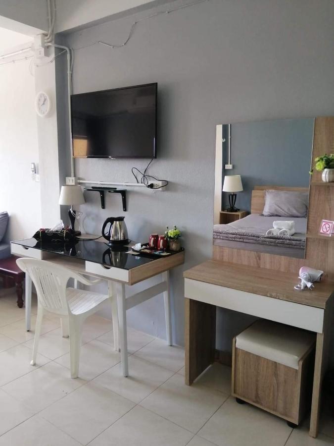 Savika Guesthouse Ranong Exterior foto